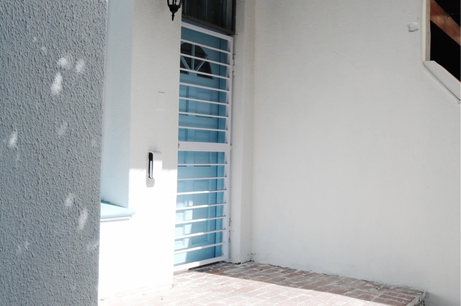 2 Bedroom Property for Sale in Wynberg Western Cape